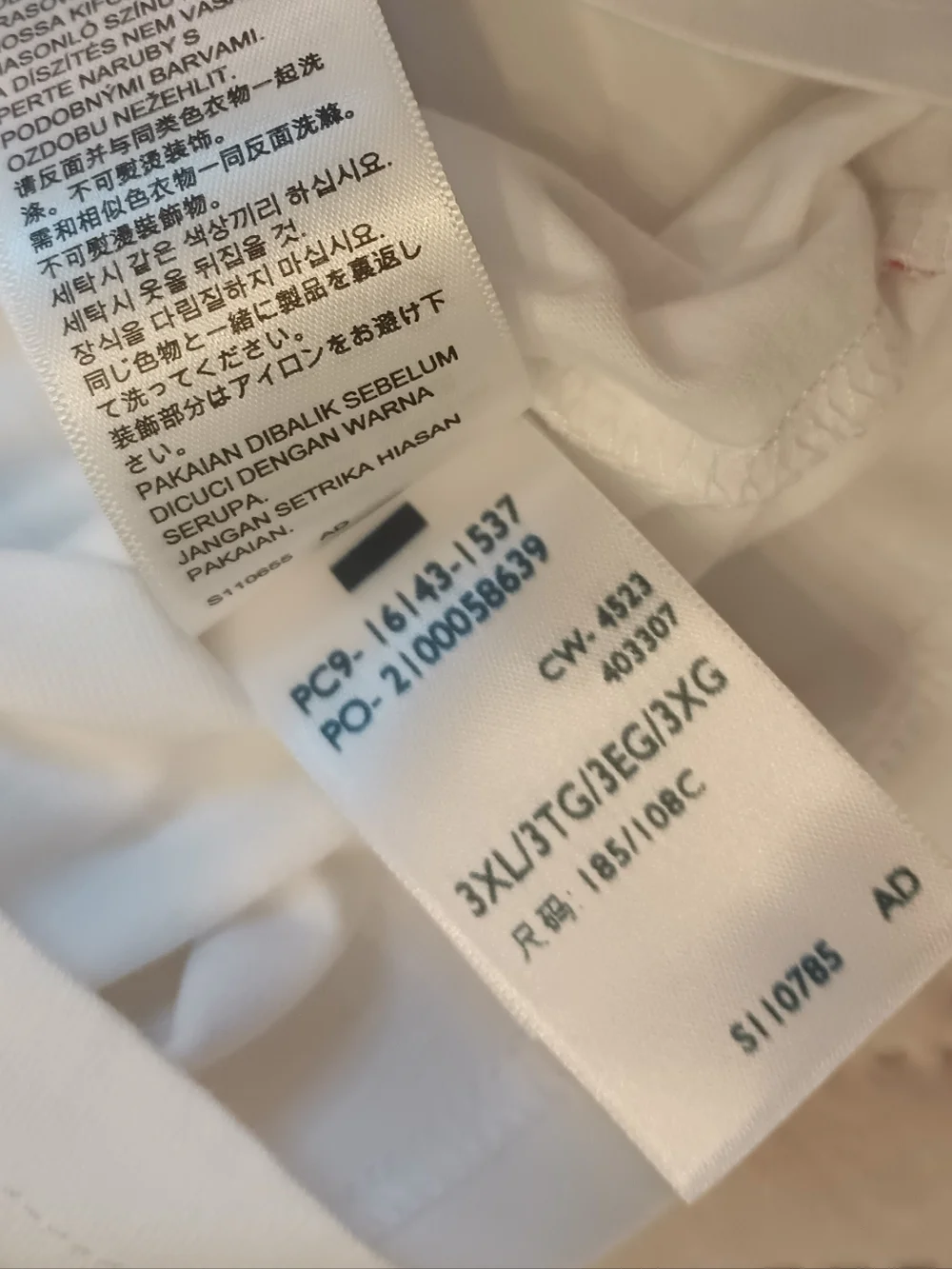Men's Levi's White Crewneck T-Shirt with‎ Graphics On The Back 3XL